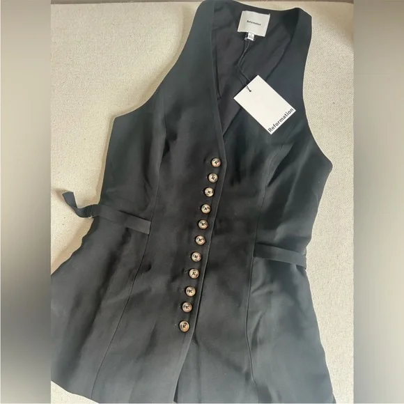 NWT • Rowe vest in black - size 4 - Picture 7 of 9